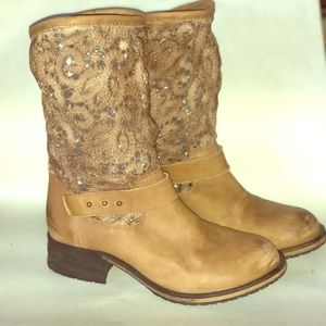 Free People Womens Crochet Beau Boot  Women’s 39